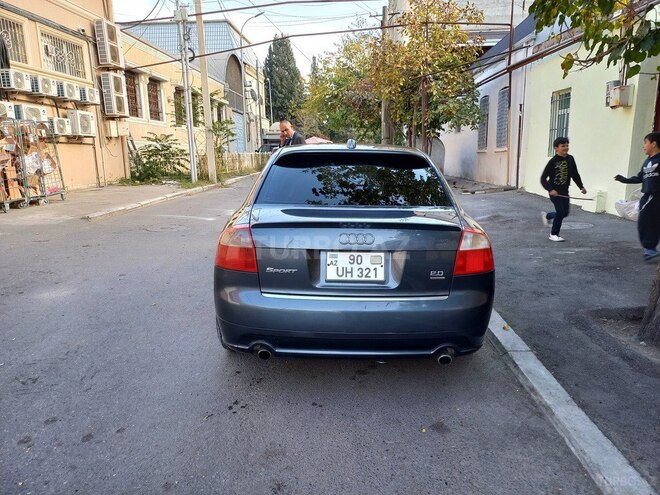 Audi A4 2004, 360,000 km - 1.8 l - Gəncə
