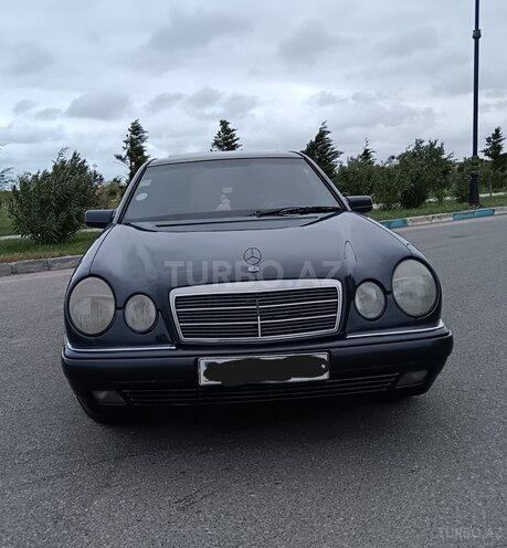 Mercedes E 200 1997, 468,000 km - 2.0 l - Sumqayıt