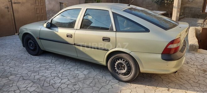 Opel Vectra 1996, 280,000 km - 1.6 л - Bakı