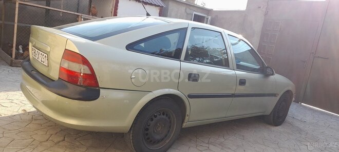 Opel Vectra 1996, 280,000 km - 1.6 л - Bakı