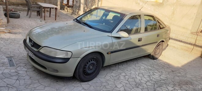 Opel Vectra 1996, 280,000 km - 1.6 л - Bakı