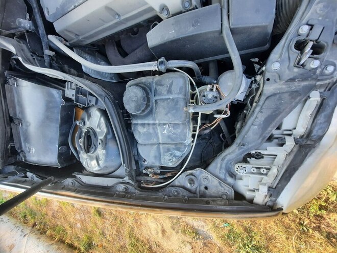 Mercedes C 200 2001, 325,000 km - 2.0 л - Bakı