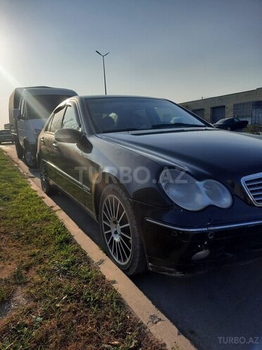 Mercedes C 200 2001, 325,000 km - 2.0 л - Bakı