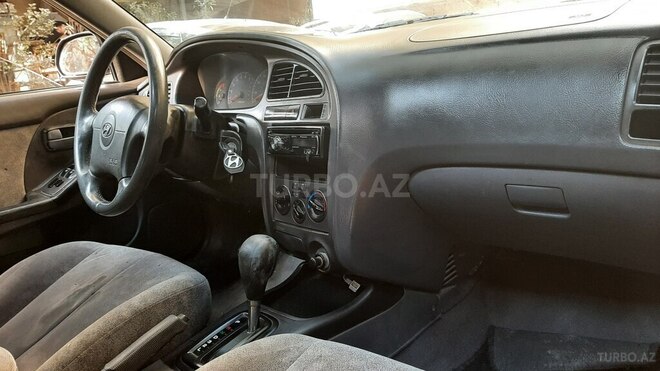 Hyundai Elantra 2002, 312,568 km - 2.0 l - Bakı