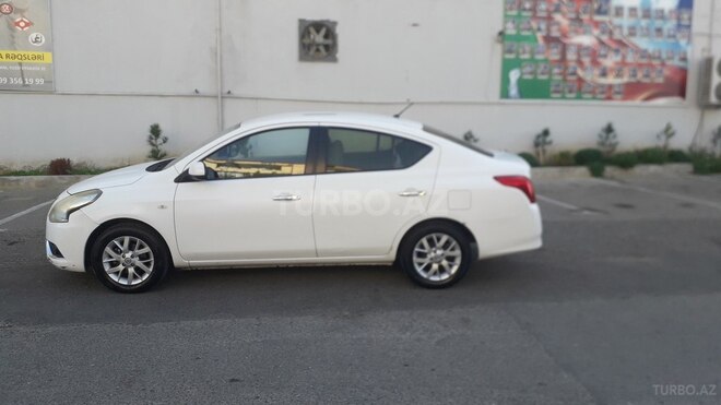 Nissan Sunny 2014, 190,000 km - 1.6 l - Bakı