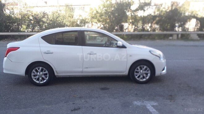 Nissan Sunny 2014, 190,000 km - 1.6 l - Bakı