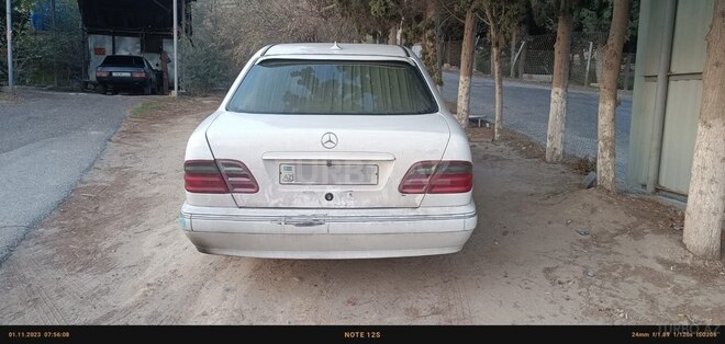 Mercedes E 220 2000, 222,222 km - 2.2 l - Bakı