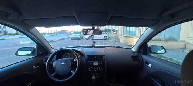 Ford Mondeo 2004, 301,040 km - 2.0 l - Bakı