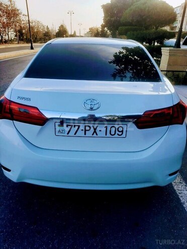 Toyota Corolla 2013, 264,000 km - 1.6 l - Bakı