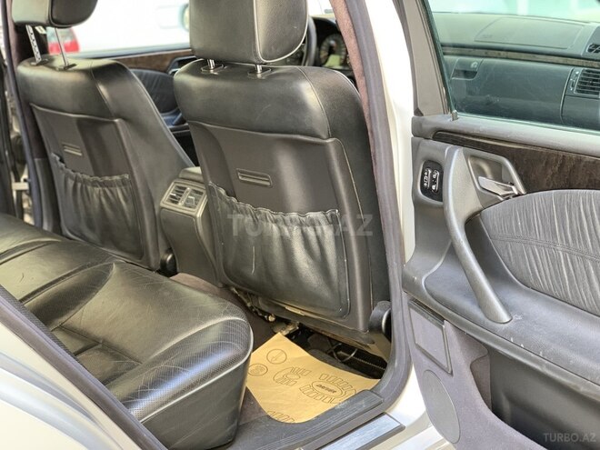 Mercedes E 320 2001, 195,591 km - 3.2 l - Bakı