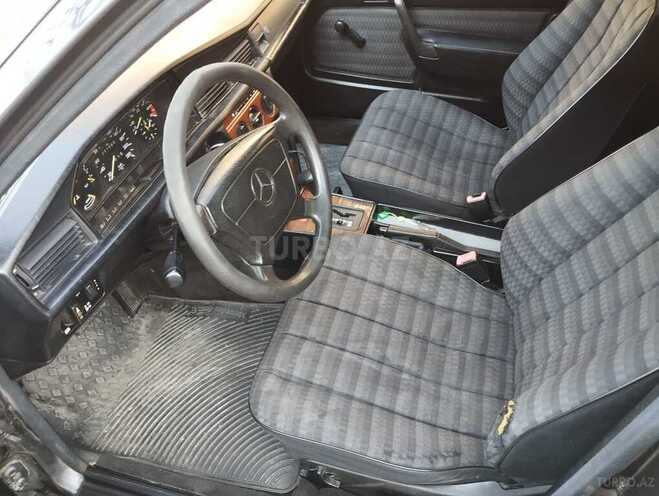 Mercedes 190 1992, 550,000 km - 2.0 l - Sabirabad
