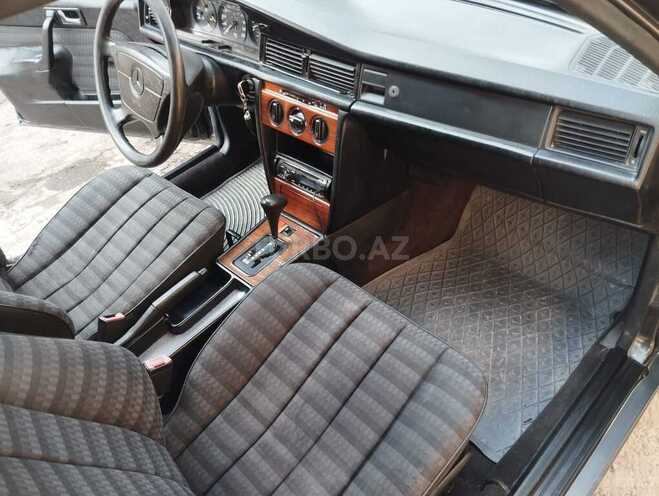 Mercedes 190 1992, 550,000 km - 2.0 l - Sabirabad