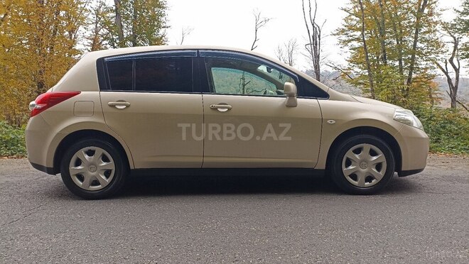 Nissan Tiida 2011, 65,000 km - 1.5 л - Bakı