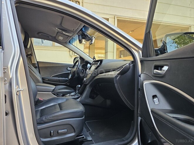 Hyundai Grand Santa Fe 2015, 135,000 km - 2.2 l - Bakı