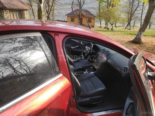 Ford Mondeo 2008, 301,000 km - 2.5 l - Quba