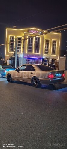 Mercedes E 220 2000, 316,000 km - 2.2 l - Bakı