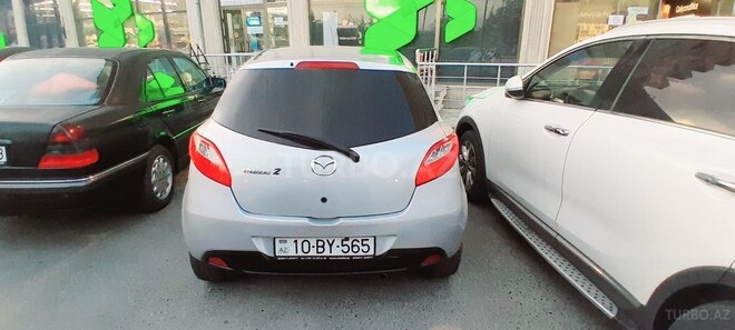 Mazda 2 2009, 233,000 km - 1.5 л - Bakı