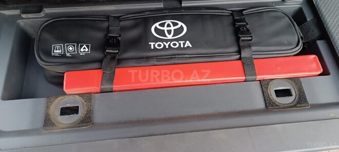 Toyota Land Cruiser 2011, 180,000 km - 4.0 л - Bakı