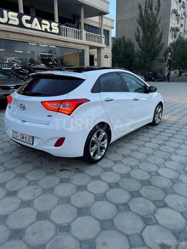 Hyundai i30 2011, 153,800 km - 1.6 l - Bakı