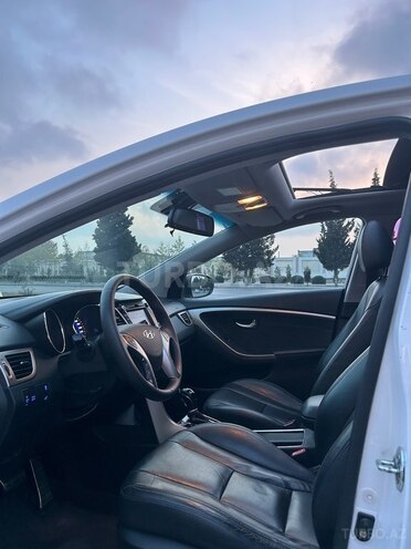 Hyundai i30 2011, 153,800 km - 1.6 l - Bakı