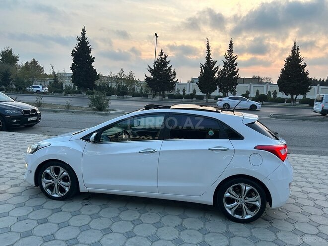Hyundai i30 2011, 153,800 km - 1.6 l - Bakı