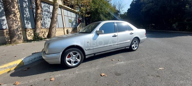 Mercedes E 300 1998, 630,000 km - 3.0 л - Mingəçevir