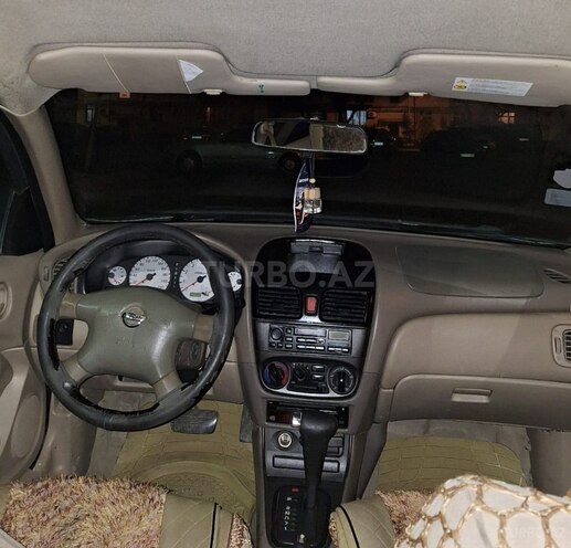 Nissan Sunny 2005, 319,000 km - 1.6 л - Bakı