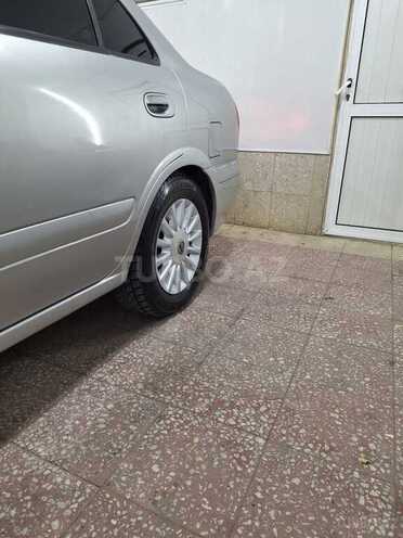 Nissan Sunny 2005, 319,000 km - 1.6 л - Bakı