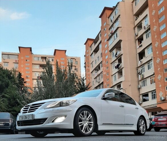 Hyundai Genesis 2013, 200,000 km - 3.8 л - Bakı