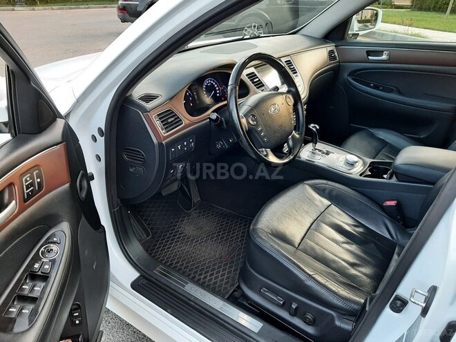 Hyundai Genesis 2013, 200,000 km - 3.8 л - Bakı