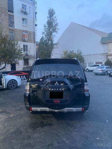 Mitsubishi Pajero 2008, 325,000 km - 3.8 l - Bakı