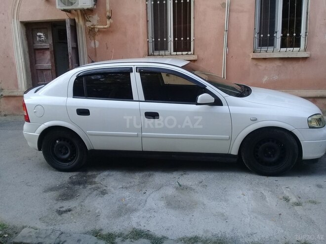 Opel Astra 1999, 100,000 km - 2.0 л - Bakı