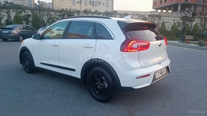 Kia Niro 2017, 120,000 km - 1.6 л - Bakı