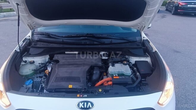 Kia Niro 2017, 120,000 km - 1.6 л - Bakı