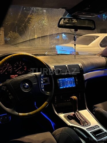 BMW 528 1998, 280,000 km - 2.8 l - Bakı