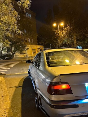 BMW 528 1998, 280,000 km - 2.8 l - Bakı