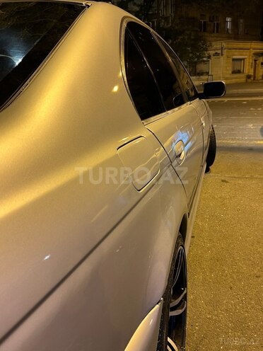 BMW 528 1998, 280,000 km - 2.8 l - Bakı