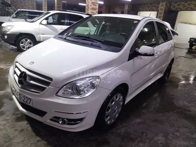 Mercedes B 180 2009, 86,965 km - 1.7 л - Gəncə