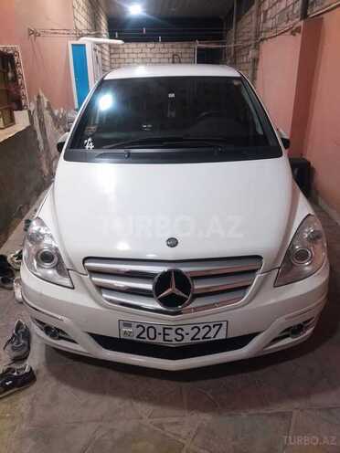 Mercedes B 180 2009, 86,965 km - 1.7 л - Gəncə