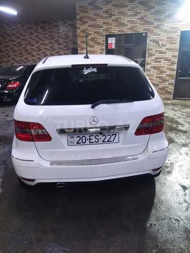 Mercedes B 180 2009, 86,965 km - 1.7 л - Gəncə