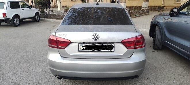 Volkswagen Passat 2012, 280,000 km - 2.5 л - Gəncə
