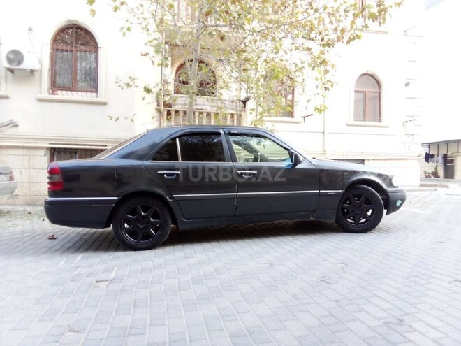 Mercedes C 220 1993, 340,000 km - 2.2 l - Bakı