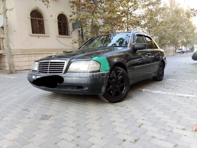 Mercedes C 220 1993, 340,000 km - 2.2 l - Bakı