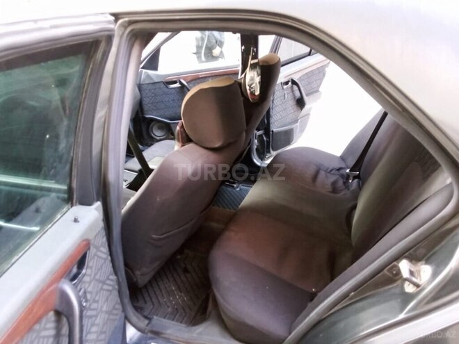 Mercedes C 220 1993, 340,000 km - 2.2 l - Bakı