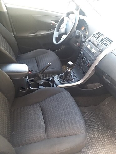 Toyota Corolla 2012, 318,000 km - 1.4 л - Şamaxı