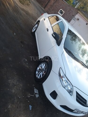 Toyota Corolla 2012, 318,000 km - 1.4 л - Şamaxı