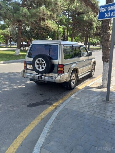 Mitsubishi Pajero io 1994, 350,000 km - 2.5 l - Sumqayıt