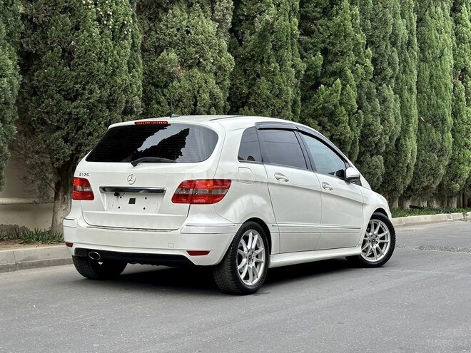 Mercedes B 170 2008, 130,000 km - 1.7 l - Bakı