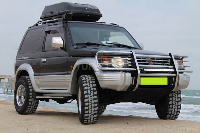 Mitsubishi Pajero 1993, 335,000 km - 3.0 л - Bakı