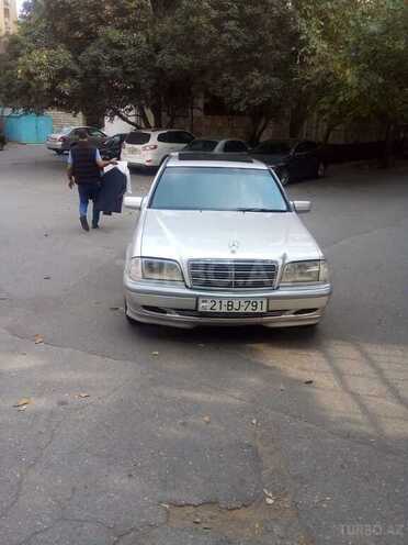 Mercedes C 180 1997, 327,000 km - 1.8 л - Bakı